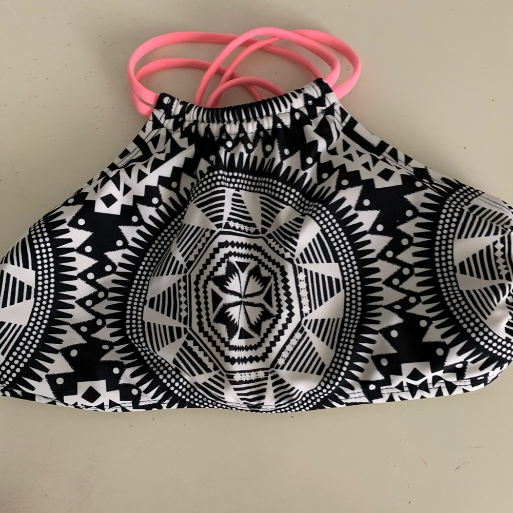 High neck swimsuit